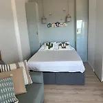 Waterfront Bergerie Apartment *