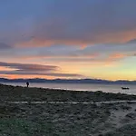 Waterfront Bergerie Apartment Hyeres