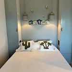 Waterfront Bergerie Hyeres